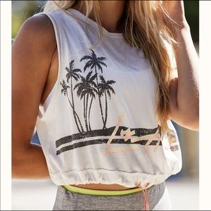 Free People Women’s Sleeveless White Tee sz M. New